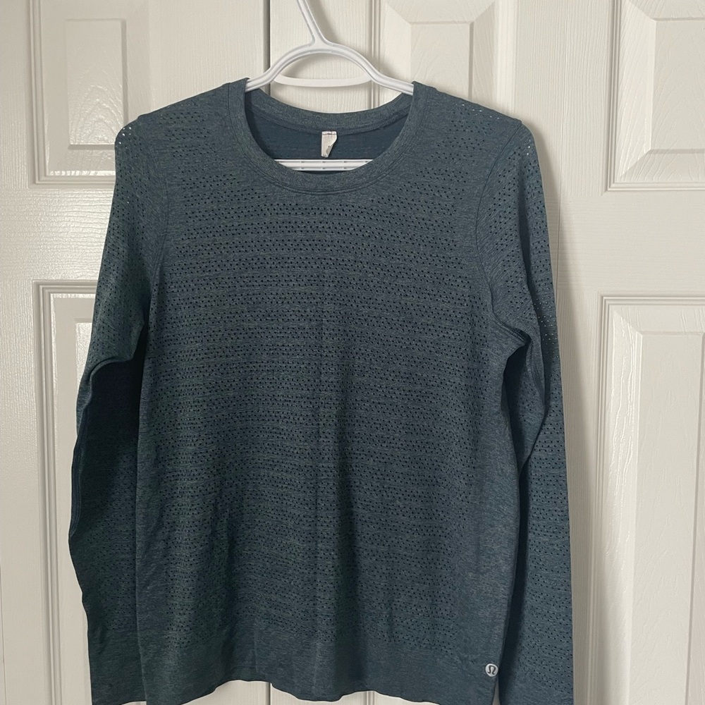 Women’s Swiftly Tech Long-Sleeve Shirt